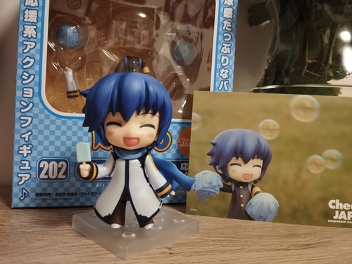 【未開封】VOCALOID KAITO 応援 Ver. フィギュア 202 s-l400.jpg