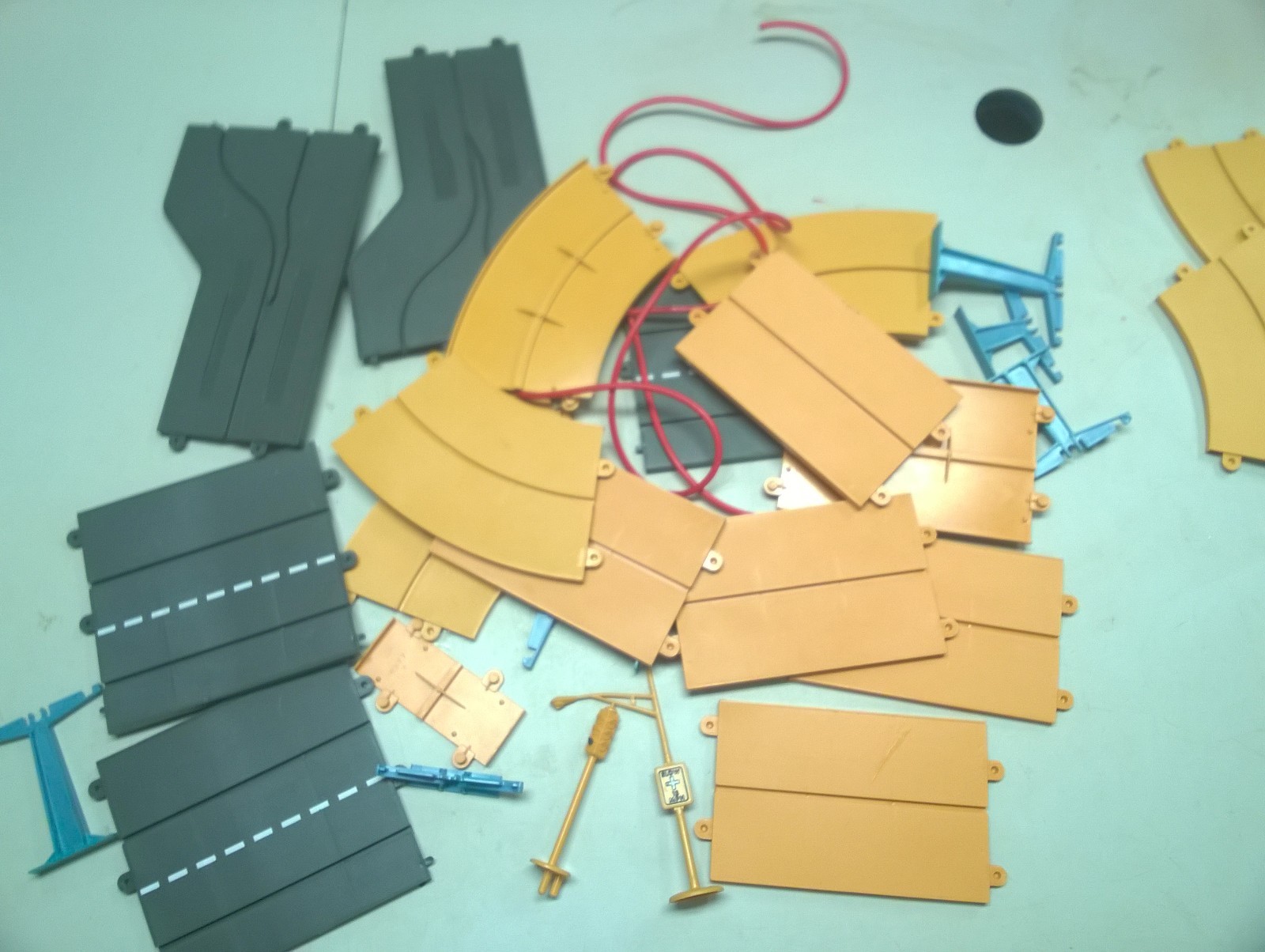 Vintage Ideal Motorific Action Highway 99 Slot Car Track Set #4618-5  NO BOX