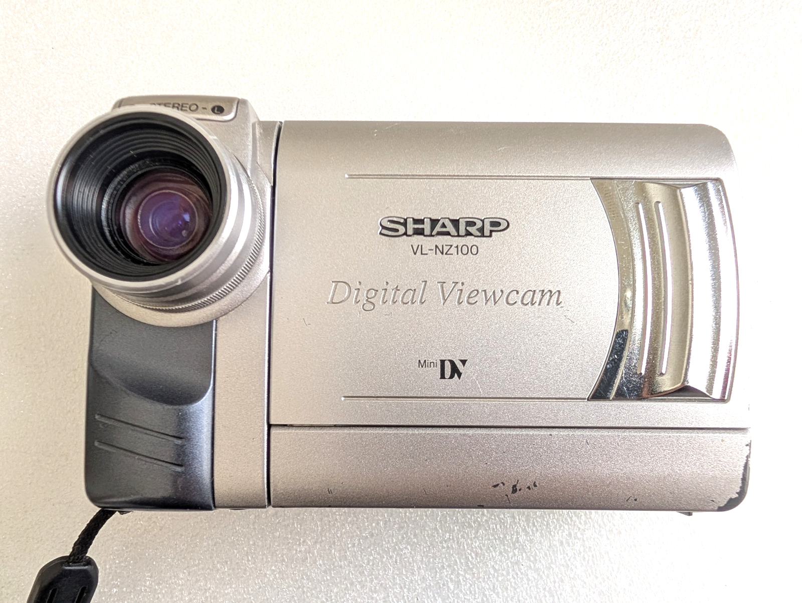 Working Great Sharp VL-NZ100U Digital Viewcam MiniDV Working Great Sharp VL-NZ100U Digital Viewcam MiniDV