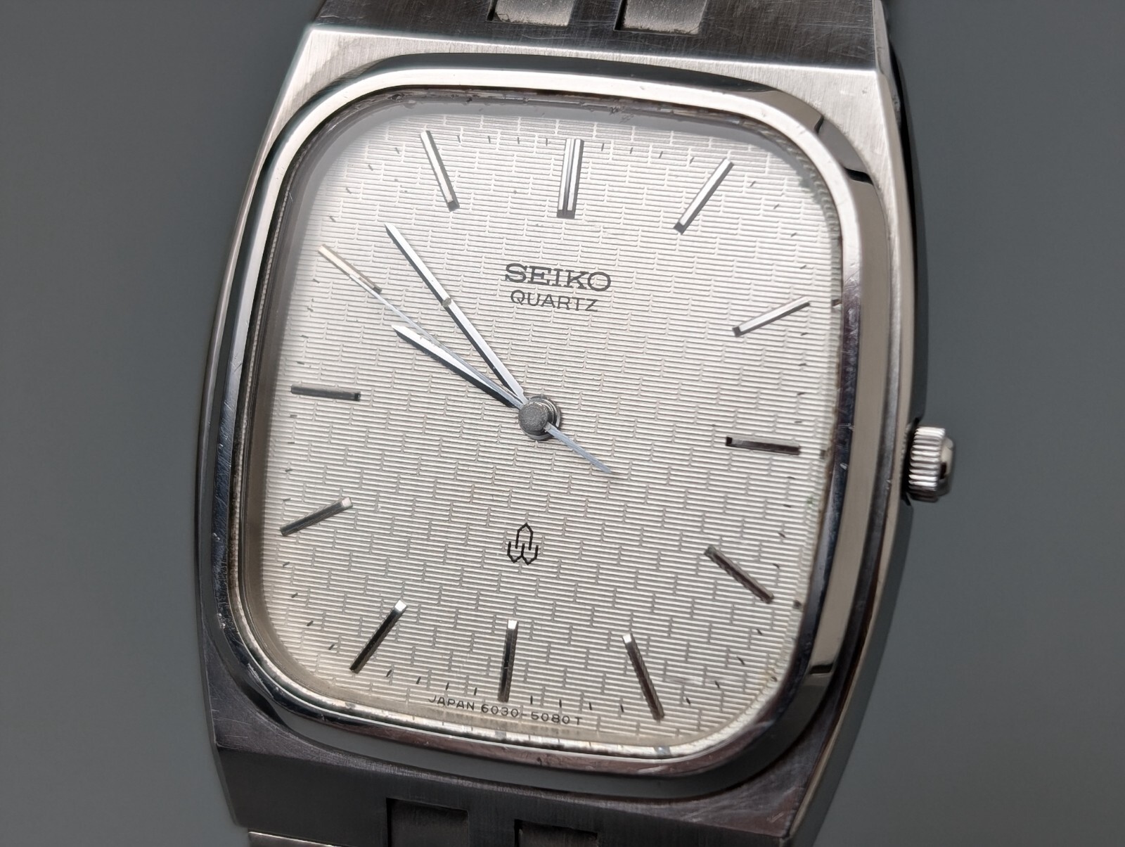 SEIKO セイコー　腕時計　ローマ文字峰　6030-5090 Vintage Seiko 6030 5090 Integrated Bracelet Men Quartz Watch