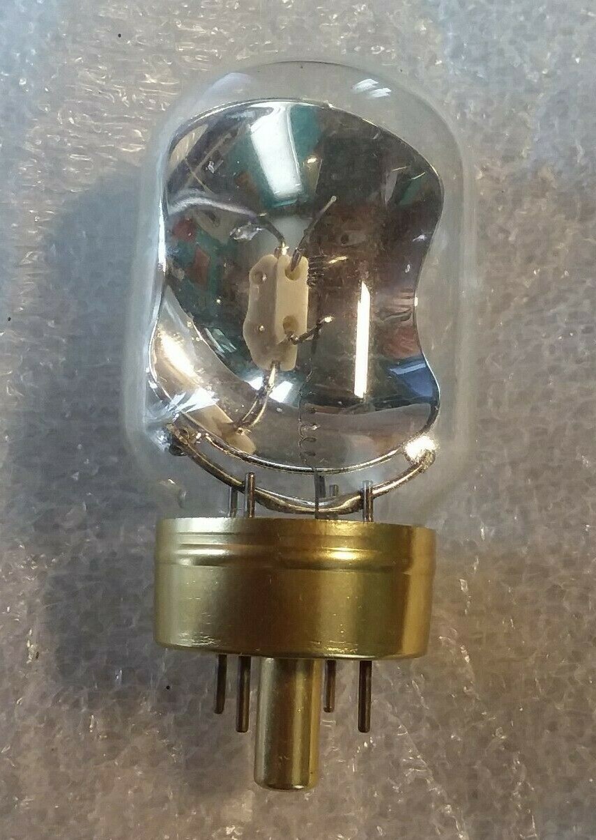 NOS DFC PROJECTOR LAMP 150W 120V BELL & HOWELL 15hr B&H No. 33201