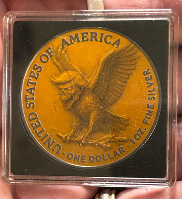 1 Oz  Ag  - America Silver Eagle - Trump Halloween edition. - 2025 - 500 ex.