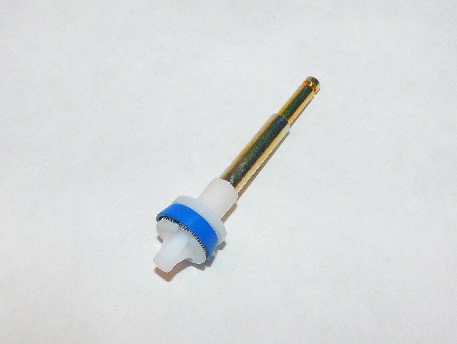 1957-62 Chevrolet Rochester B Series 1 Barrel Round Stem Accelerator Pump NEW