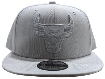 Мужская кепка New Era 9Fifty NBA Chicago Bulls Sliver (60220705) - OSFM