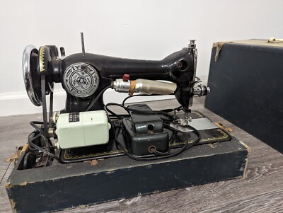 Sew Best Vintage Portable Sewing Machine in case - Model 202 Precision Deluxe