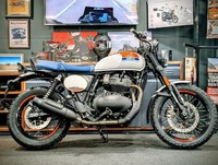 2026 ROYAL ENFIELD BEAR 650 in Boardwalk White