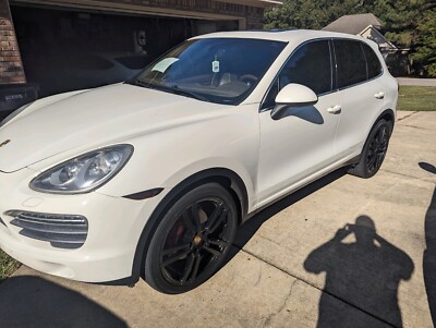 2011 Porsche Cayenne White AWD Automatic S