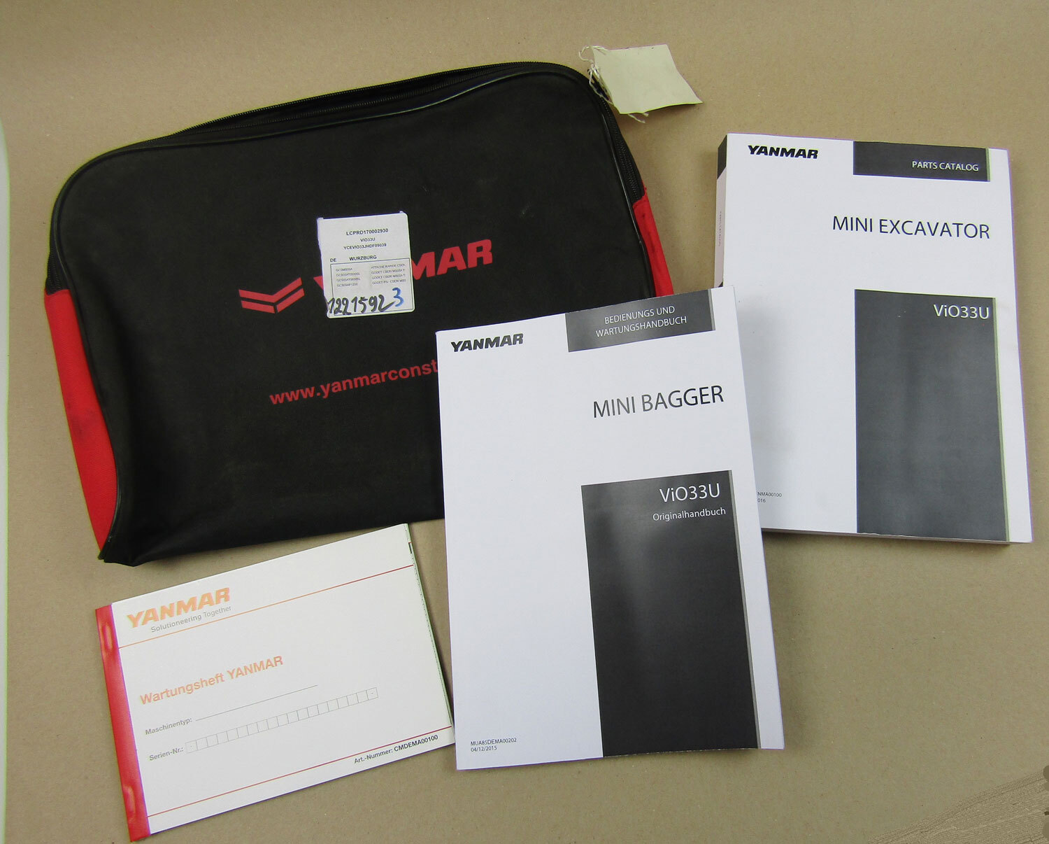 Yanmar ViO 33U  Bedienungsanleitung Ersatzteilliste 2015/16 Wartungsscheckheft