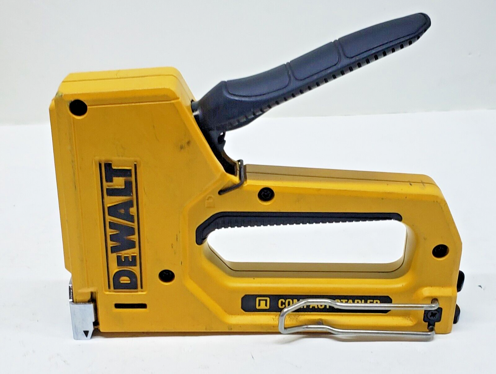 Dewalt Staple Gun Tra700 Series Compact Stapler 3515 Yellow