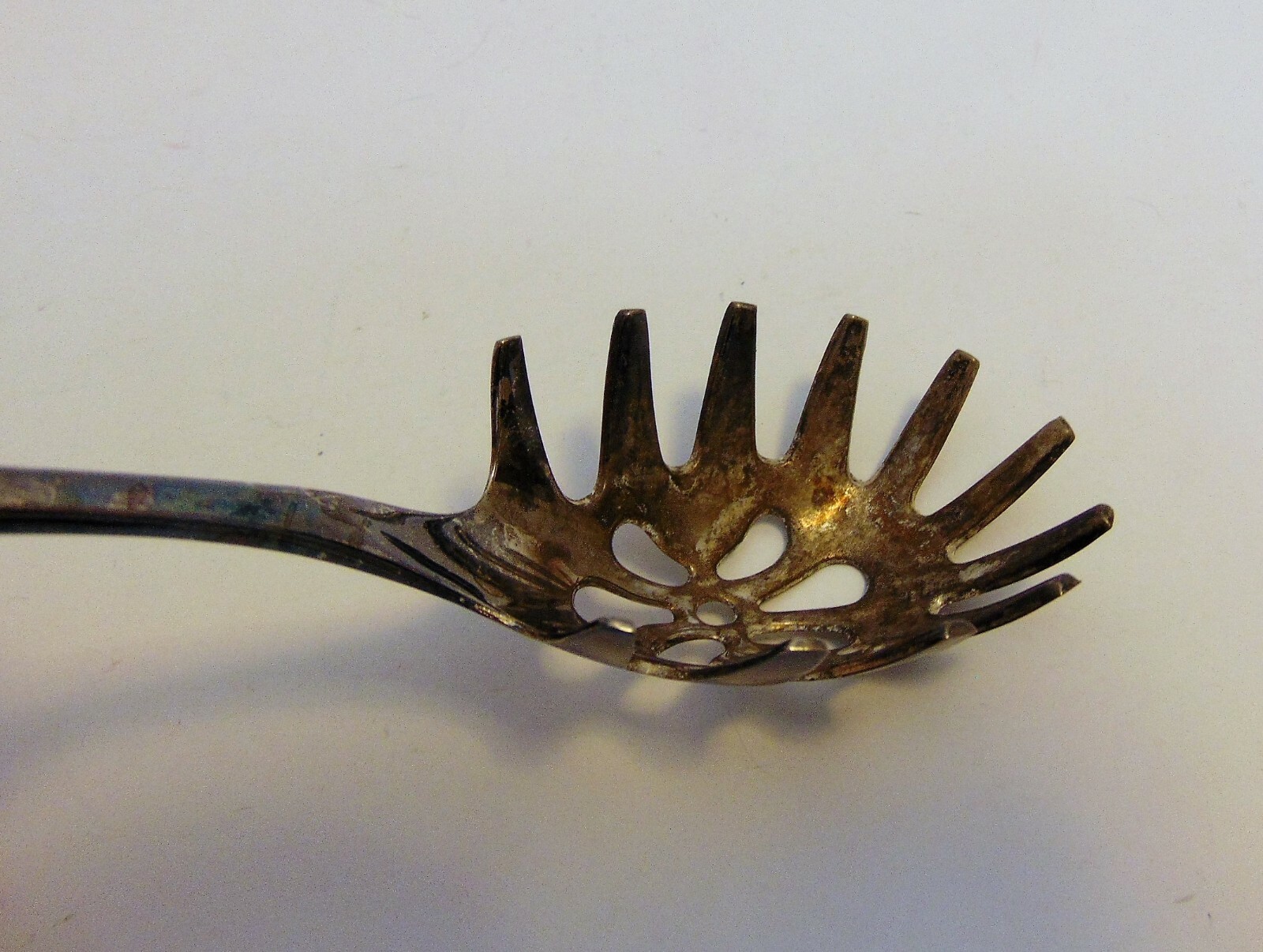 Metal Silverplated? Spaghetti Server 10