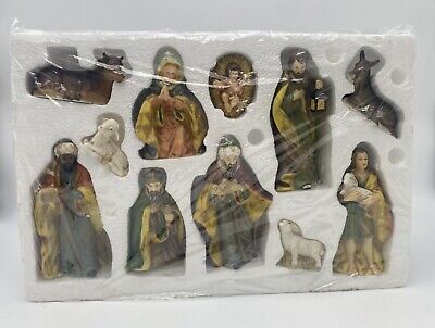 Vintage O'Well Heritage 11 Piece Porcelain Holy Family Nativity Set Hand Painted