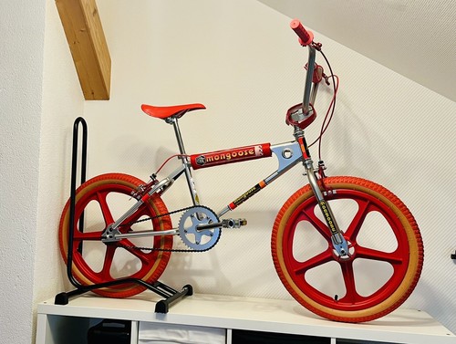2022 Mongoose Classic California Special BMX Red – Tuff 2022 Mongoose Classic California Special BMX Red – Tuff