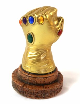 Infinity Gauntlet by Surreal Entertainment 2019 Display Piece