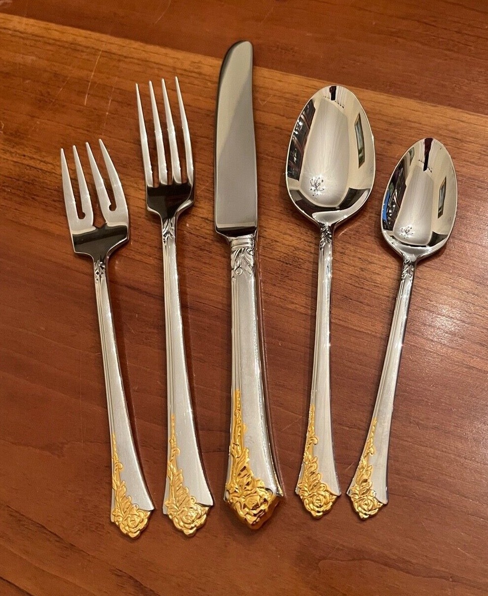Oneida GOLDEN DAMASK ROSE Heirloom Stainless Flatware