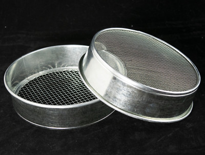 Set of 2 Mini Soil Sieves 1/16'' & 3/16'' - Bonsai / House Plant Re Potting Tool