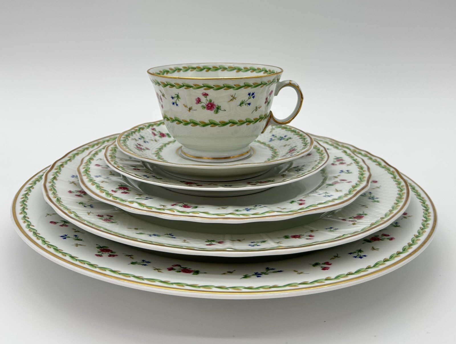 美品 BERNARDAUD LIMOGES ベルナルドリモージュ Artois vert アルトワ