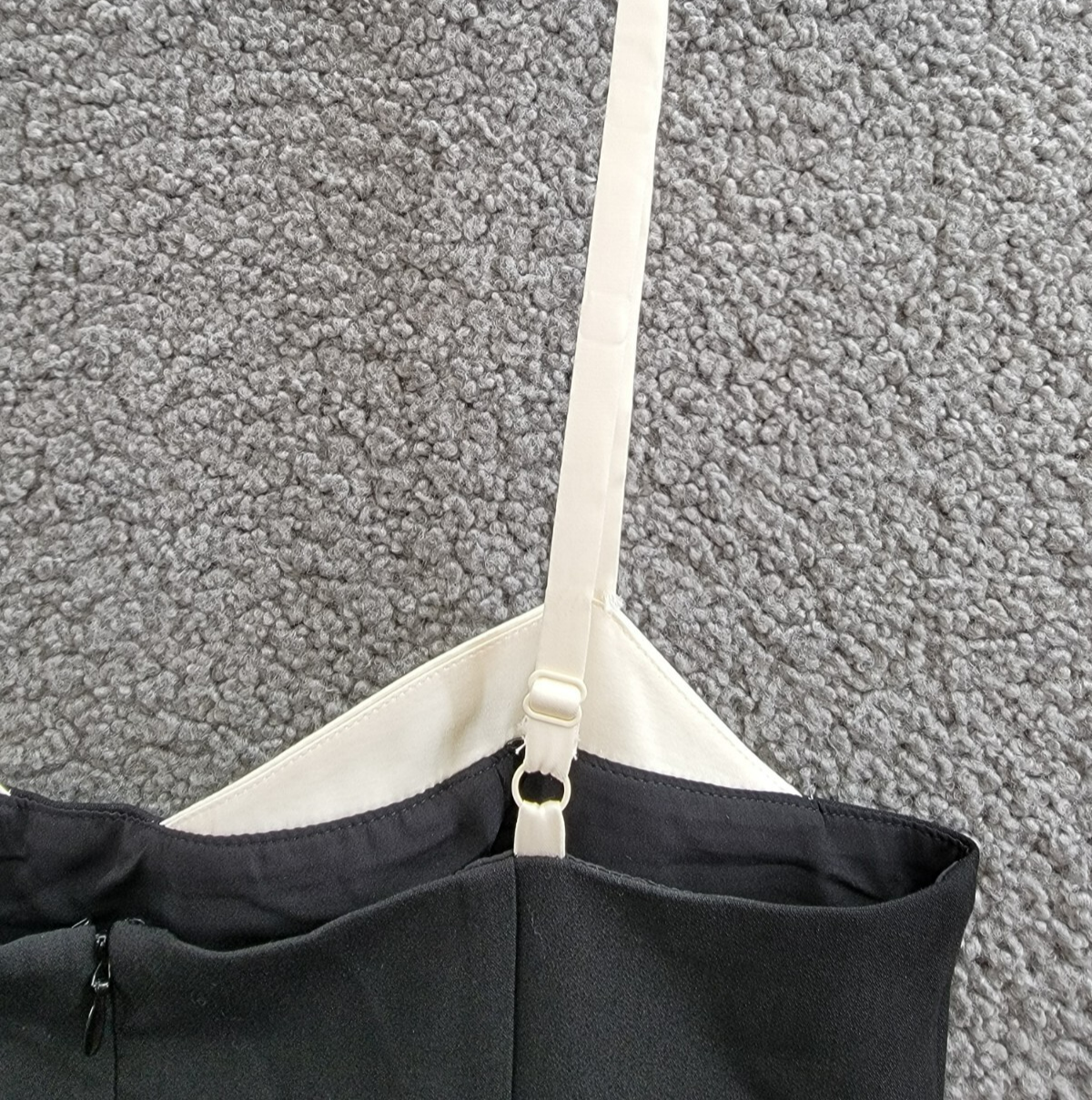 FRENCH CONNECTION Azra Contrast Trim Mini Dress Women's 8 Black/White Back Zip - Picture 11 of 18