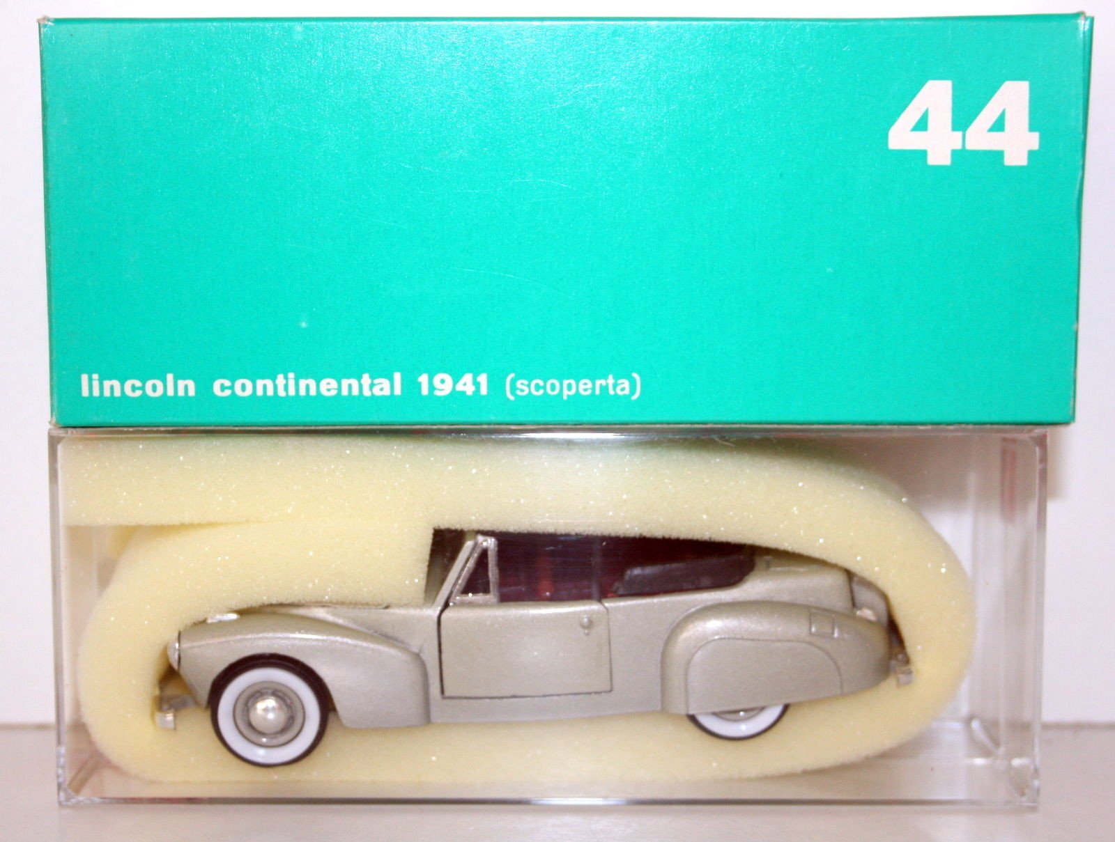 '72 Lincolnリンカーン Continentalコンチネンタル 1/43 72 Lincolnリンカーン Continentalコンチネンタル 1/43 72