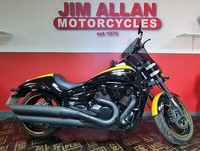Suzuki M1800R