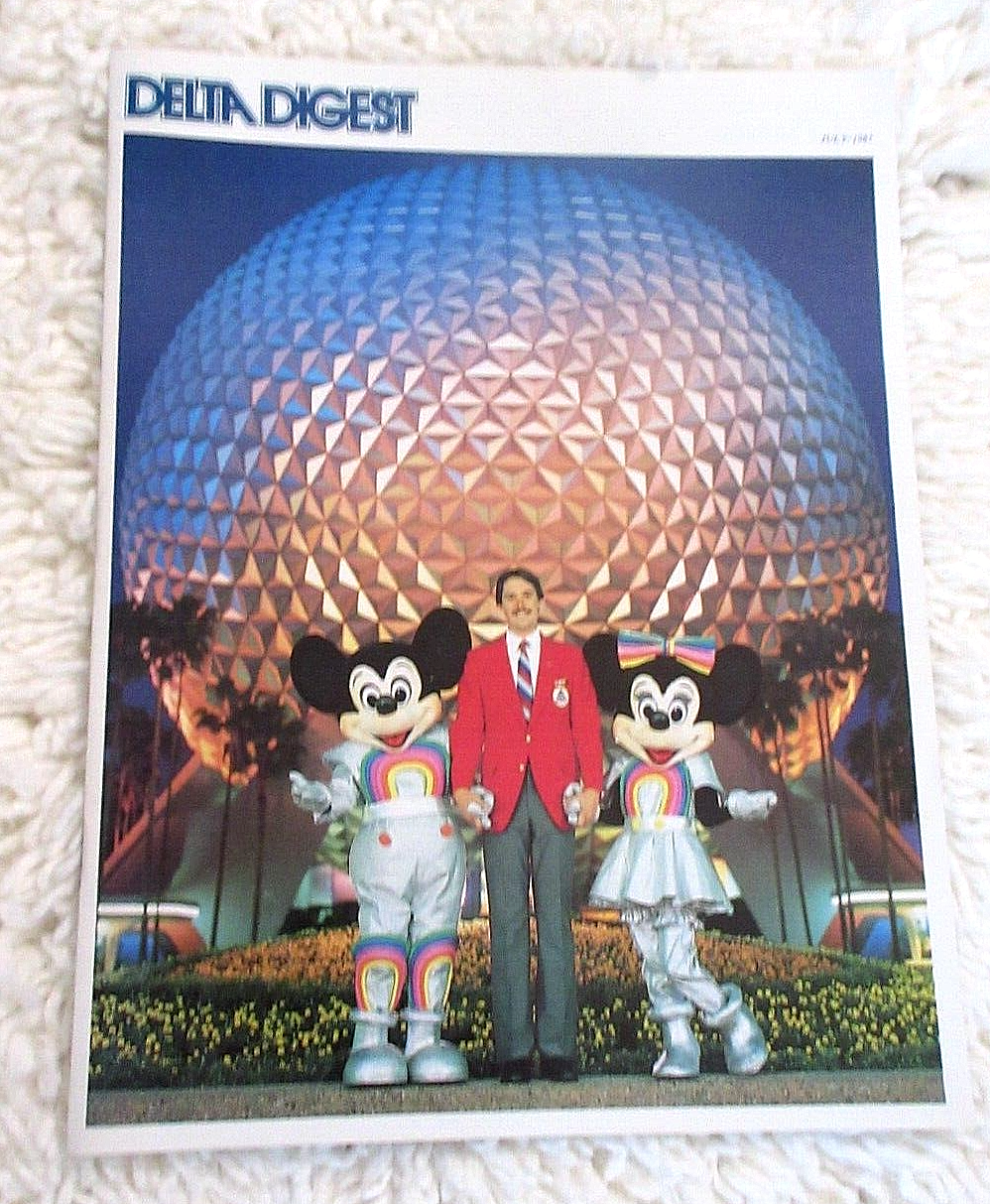 Vintage July 1987 Delta Digest Magazine Disney World Mickey
