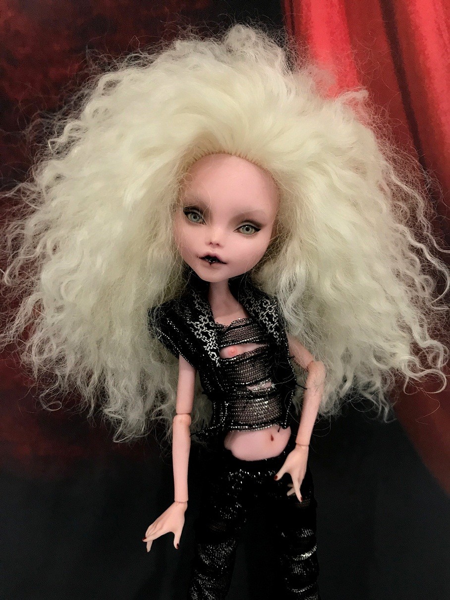 Monster High Draculaura Custom Repaint ooak Art Doll by oli.krolick