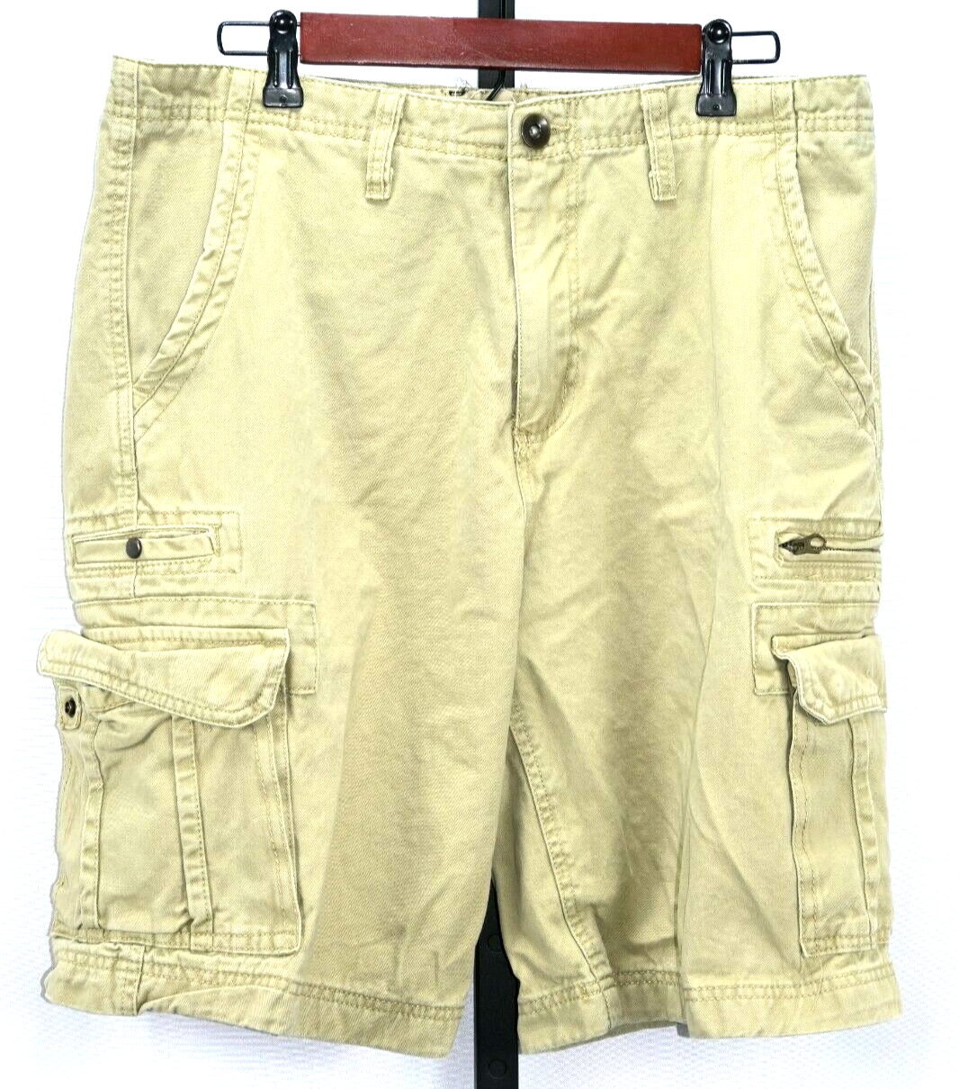 North Pole original brand men's cargo shorts size 36 RN