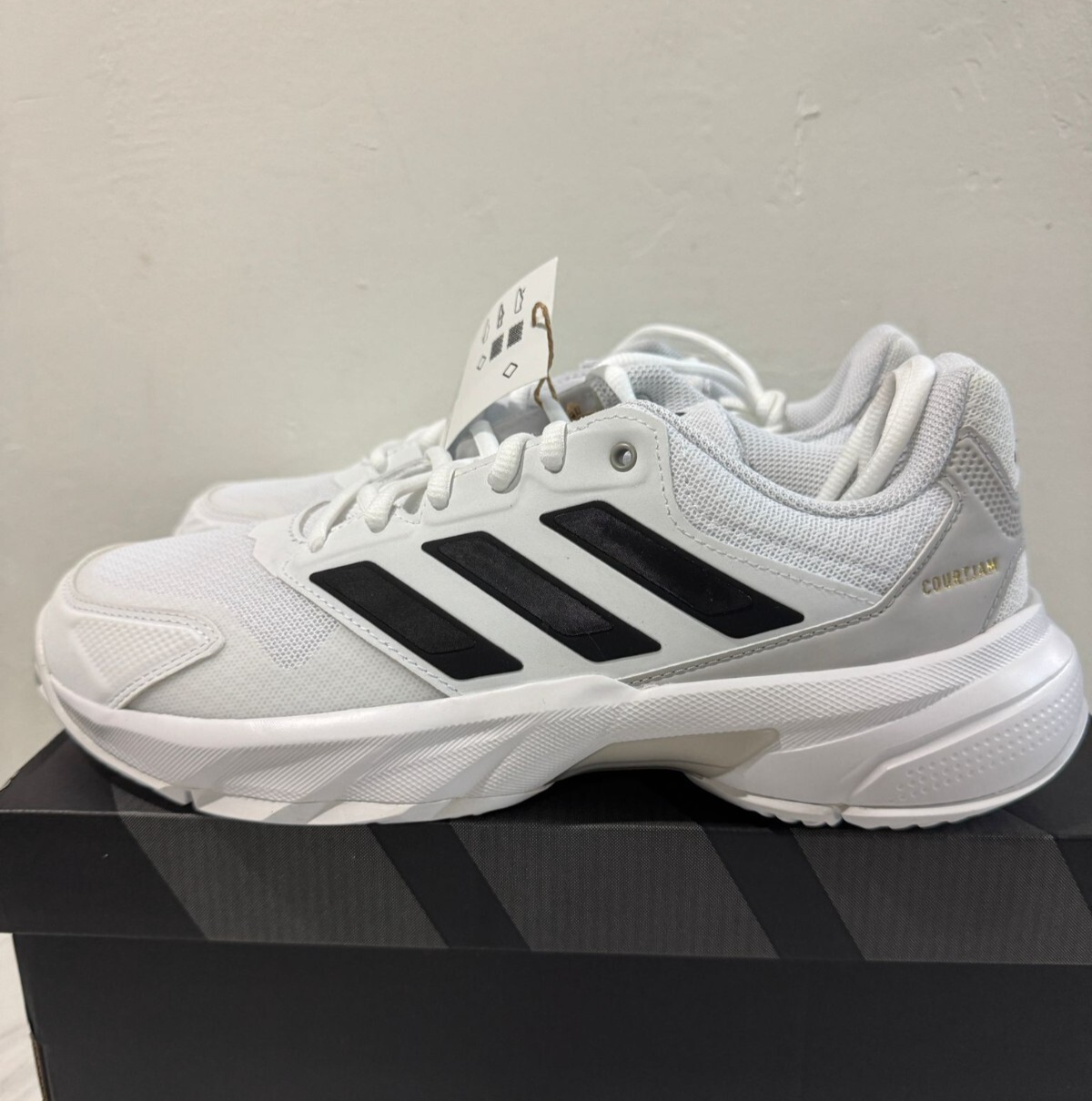 adidas Court Bold 3 ホワイト Amazon.com | adidas womens Court Bold Skate Shoe, White