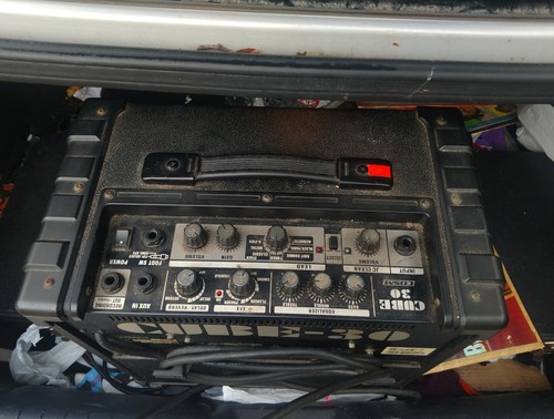 Roland Cube 30 Guitar Amplifier Amp built in effects modeling reverb delay ++