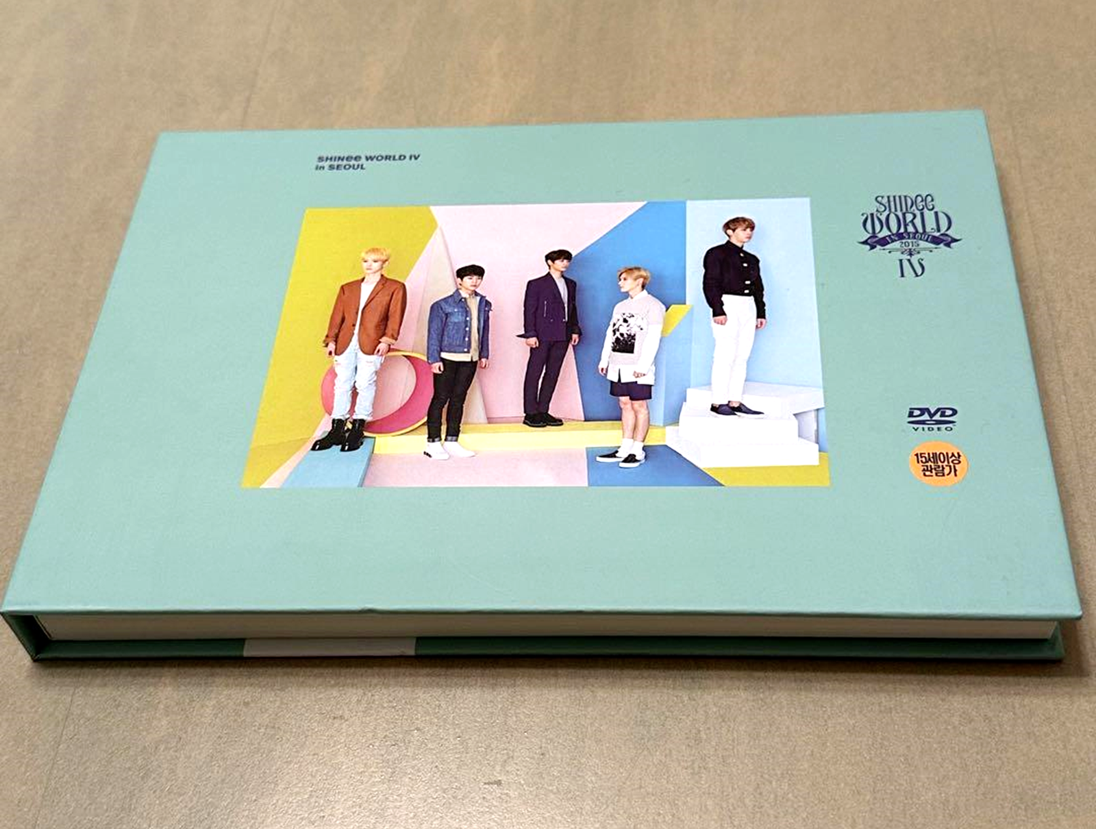SHINee World Ⅳ in SEOUL DVD マウスパッド付き