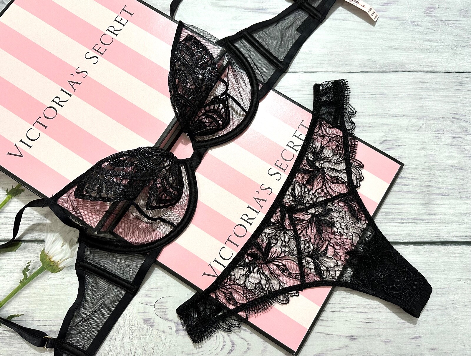 

Victorias Secret Luxe без подкладки бабочка кружевной бюстгальтер балконет стринги черный комплект