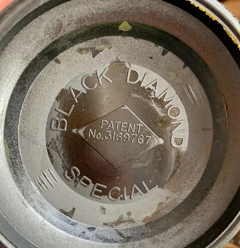 1 Full Case, 135 Black Diamond Special Targets, Vtg Clay Pigeons Yellow on Black