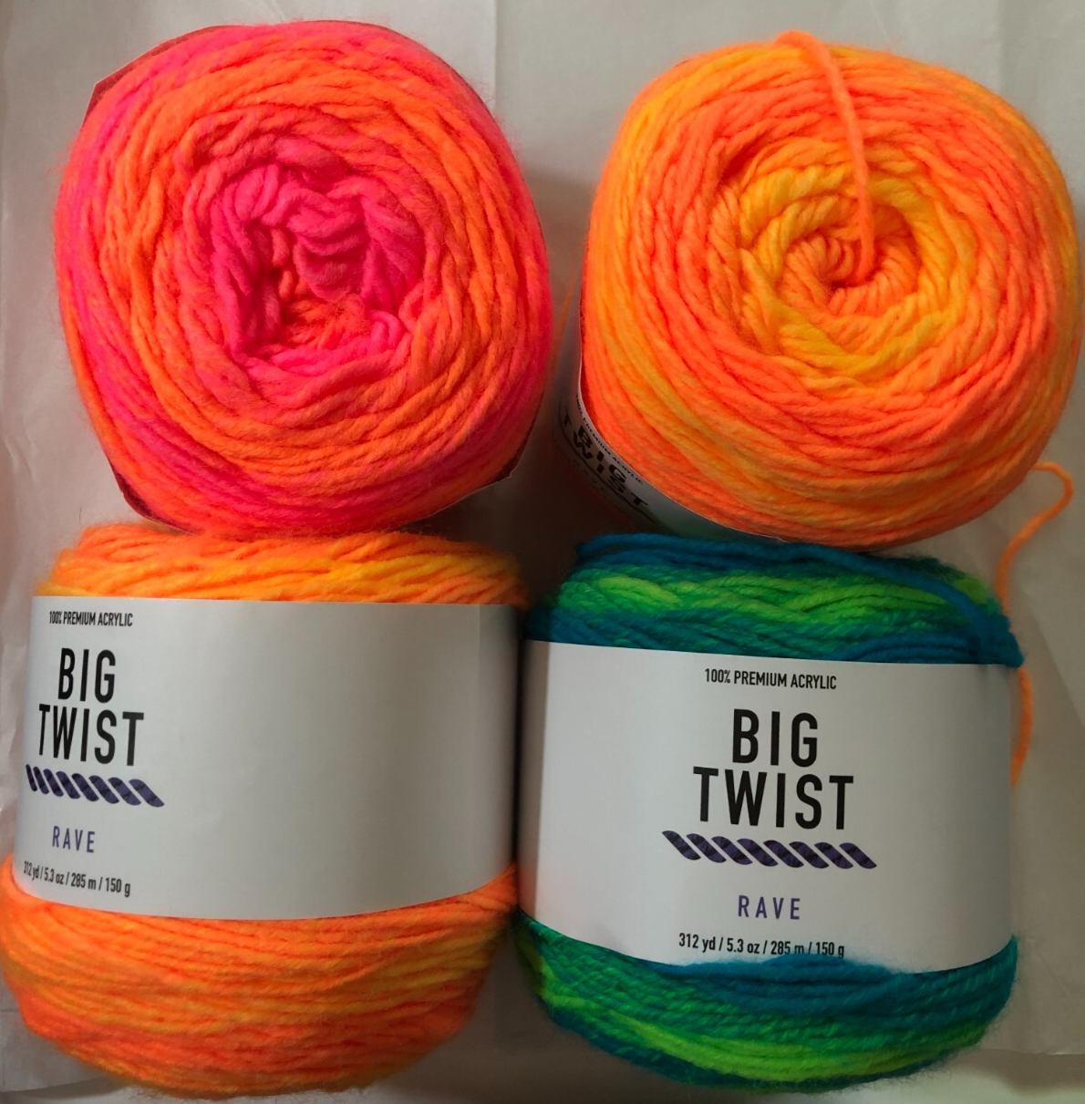 【DISCERNMENT】Twist acrylic loose fit knit LOT OF 2- Big Twist RAVE- Acrylic Yarn 5.3 Oz EA