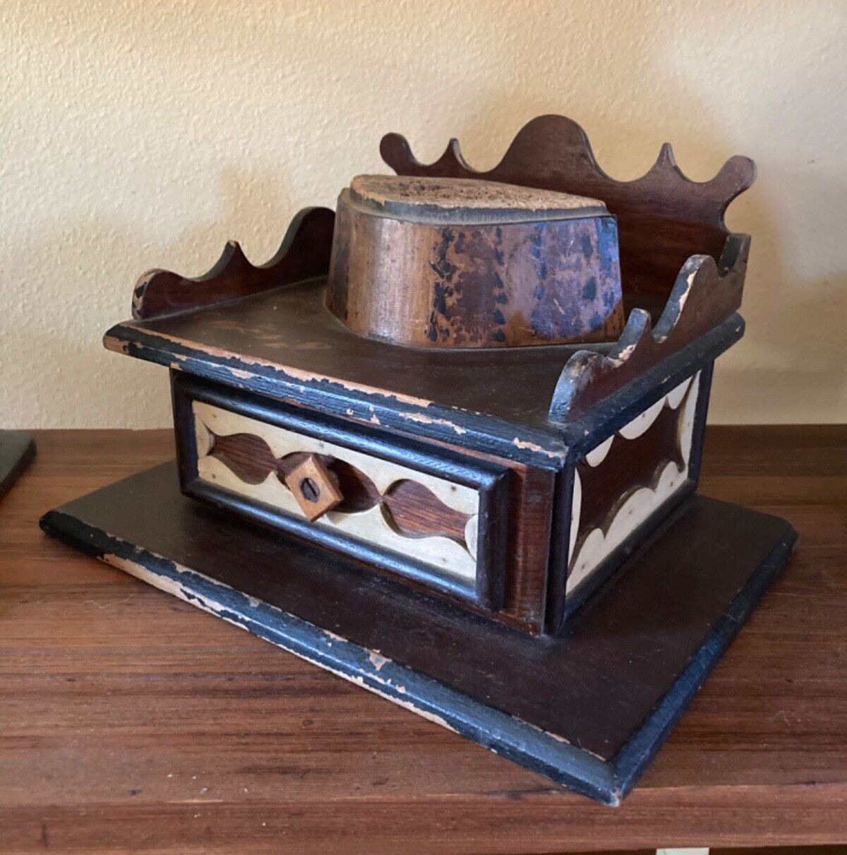 ANTIQUE TRAMP ART SEWING BOX WITH CORK PIN CUSHION