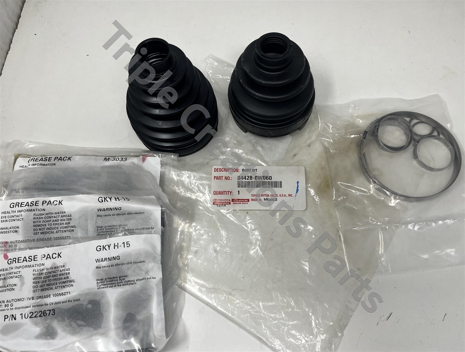 シャンパン TOYOTA GENUINE 04428-0W060 BOOT KIT, FRONT DRIVE SHAFT, IN