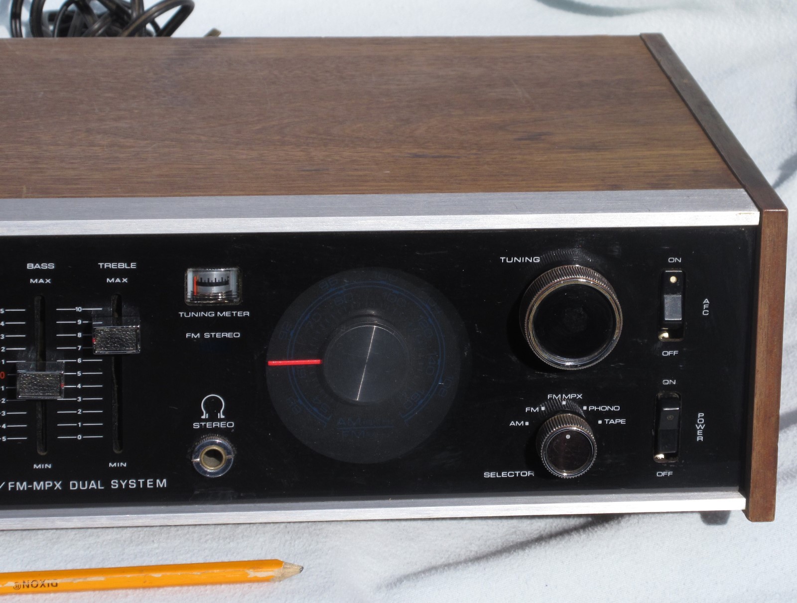 Vintage MORSE T600-A 8 Track AM/FM-MPX Dual Stereo System w/PHONO Cleaned/TESTED