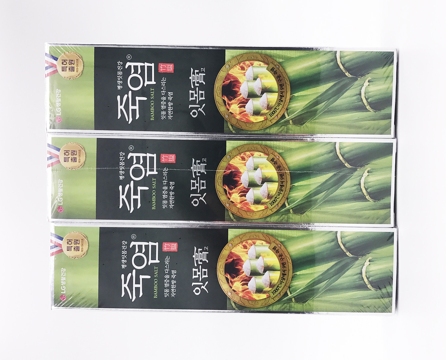 чесночная паста корейская. силиконовая зубная щетка фаберлик. Korean зубная. зубная щетка bts pop-up. кли зубная паста geonchi beauty toothpaste 120g.