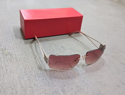 Fendi FF 024A/S サングラス ピンク/グリーン FENDI Paradeyes Sunglasses FF 0137/S Green Pink 1176262