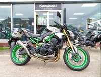 KAWASAKI Z900 SE 2025