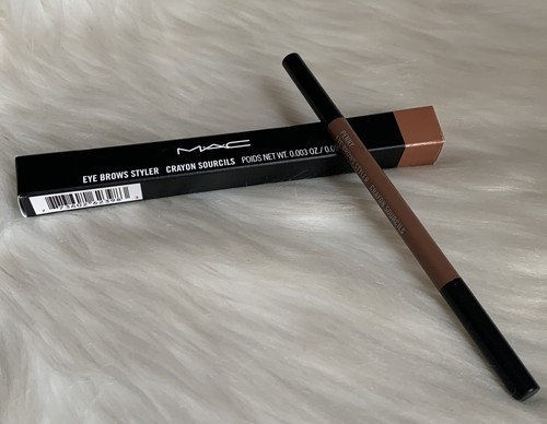 Mac Eye Brow Styler Crayon Sourcils2本セット Mac Eye Brow Styler Crayon Sourcils | AlSayyed Cosmetics