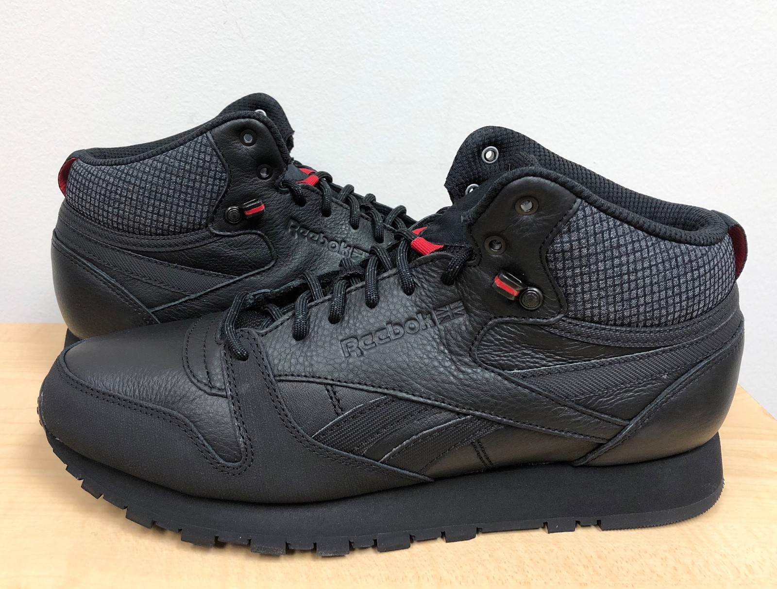 mens reebok classics black