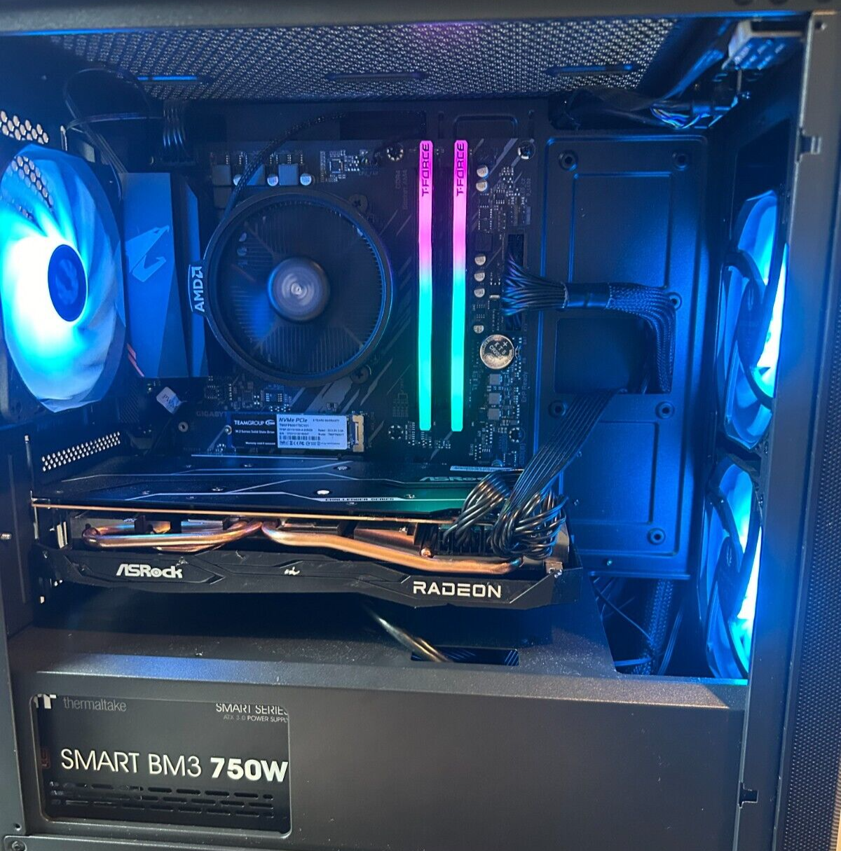 極美品爆速ゲーミングPC Ryzen RX6700XT メモリ32G SSD1T 極美品爆速ゲーミングPC Ryzen RX6700XT メモリ32G SSD1T