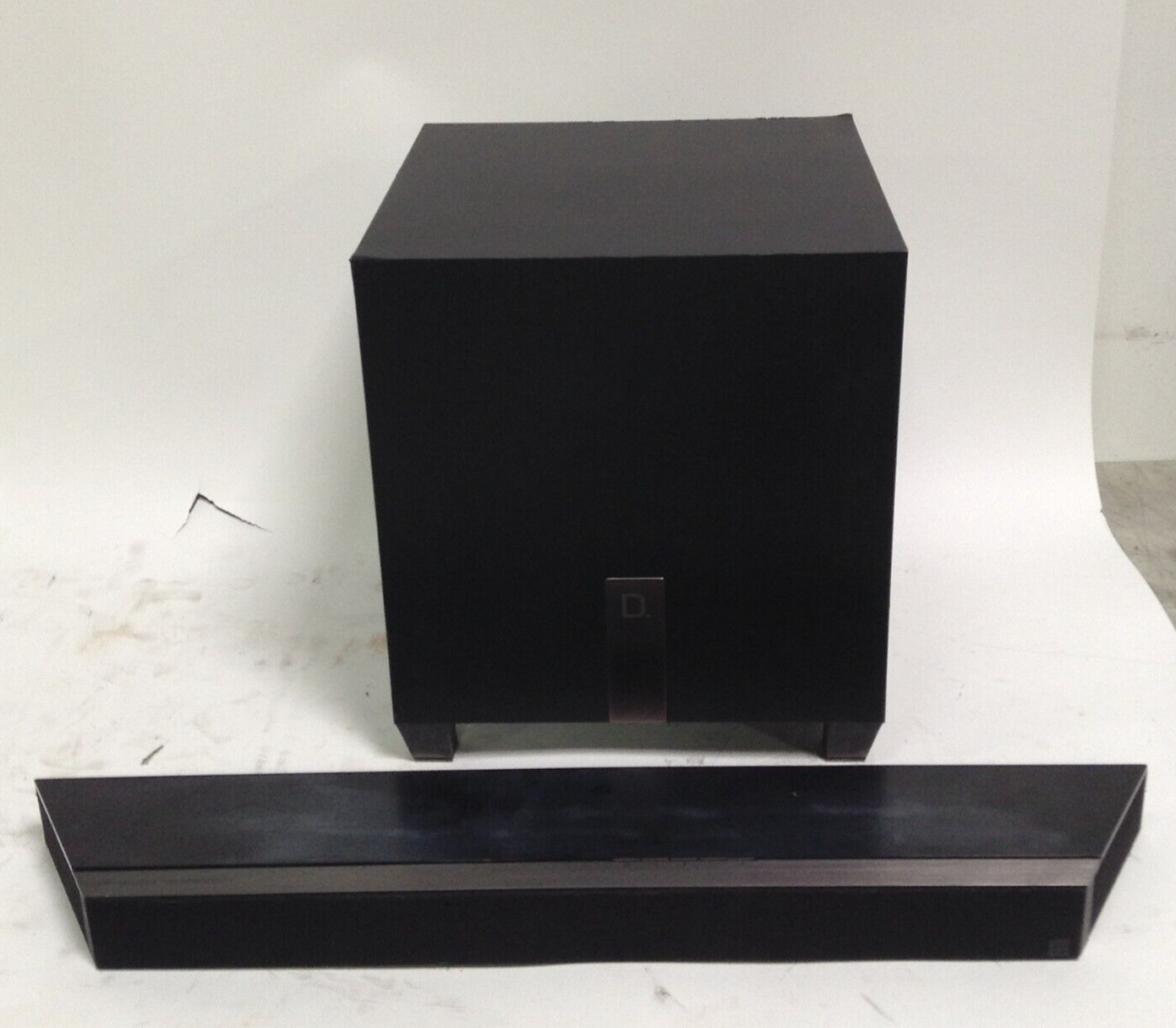 Definitive Technology Studio 3D Mini Dolby Atmos Soundbar & 