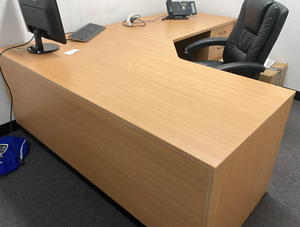 Office Furniture - Corner Desk - excellent condition | Miscellaneous