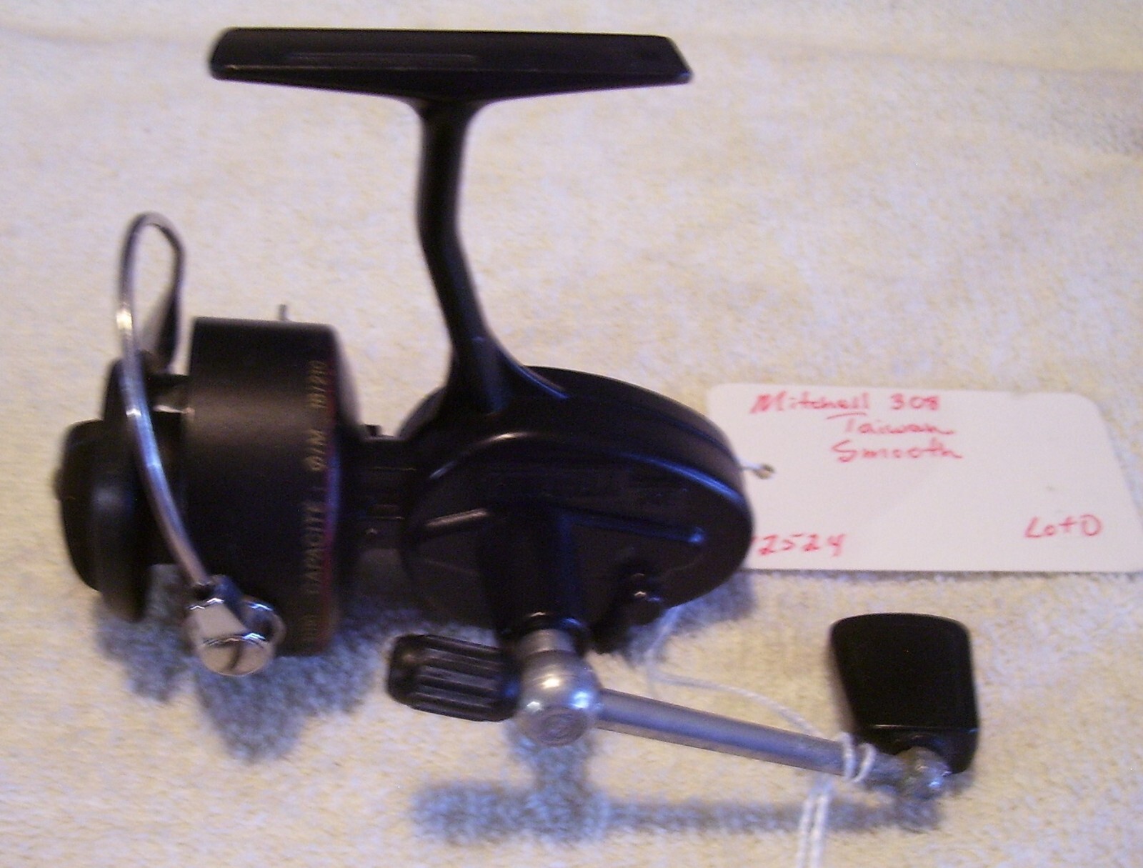12524 VINTAGE MITCHELL 308 REEL WORKS GREAT LOT D NICE REEL