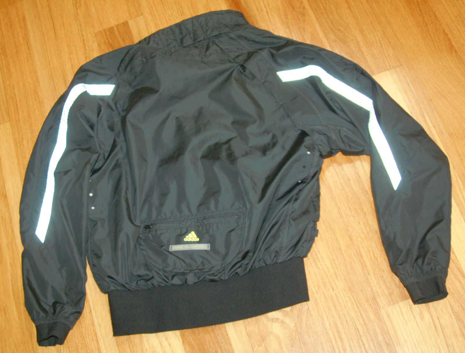 Stella McCartney Adidas jacket Size 36 black zipper