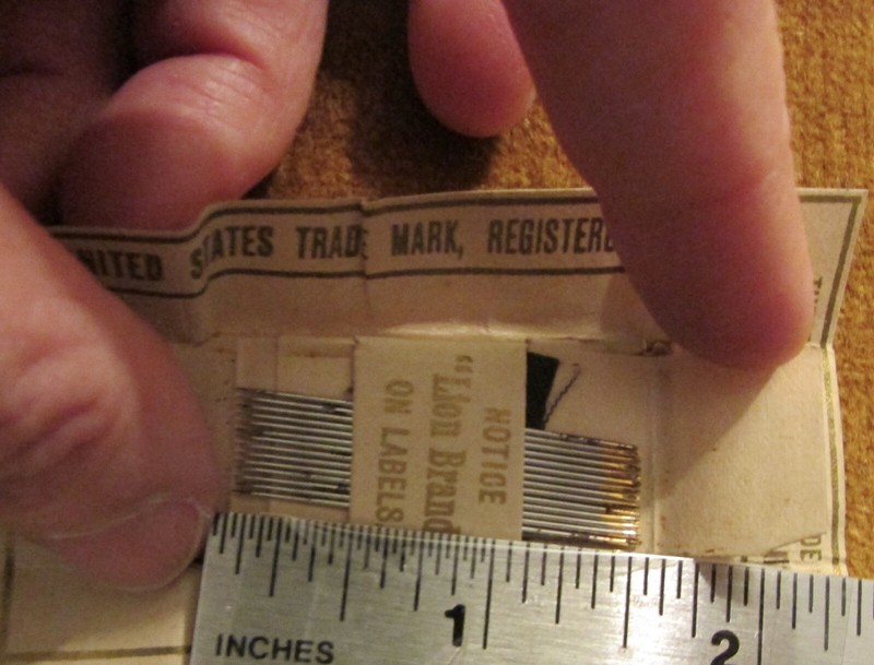 Vintage W Crowley Sons Lion Brand Gold Eyed Sharps 7 made in England 14 Needles