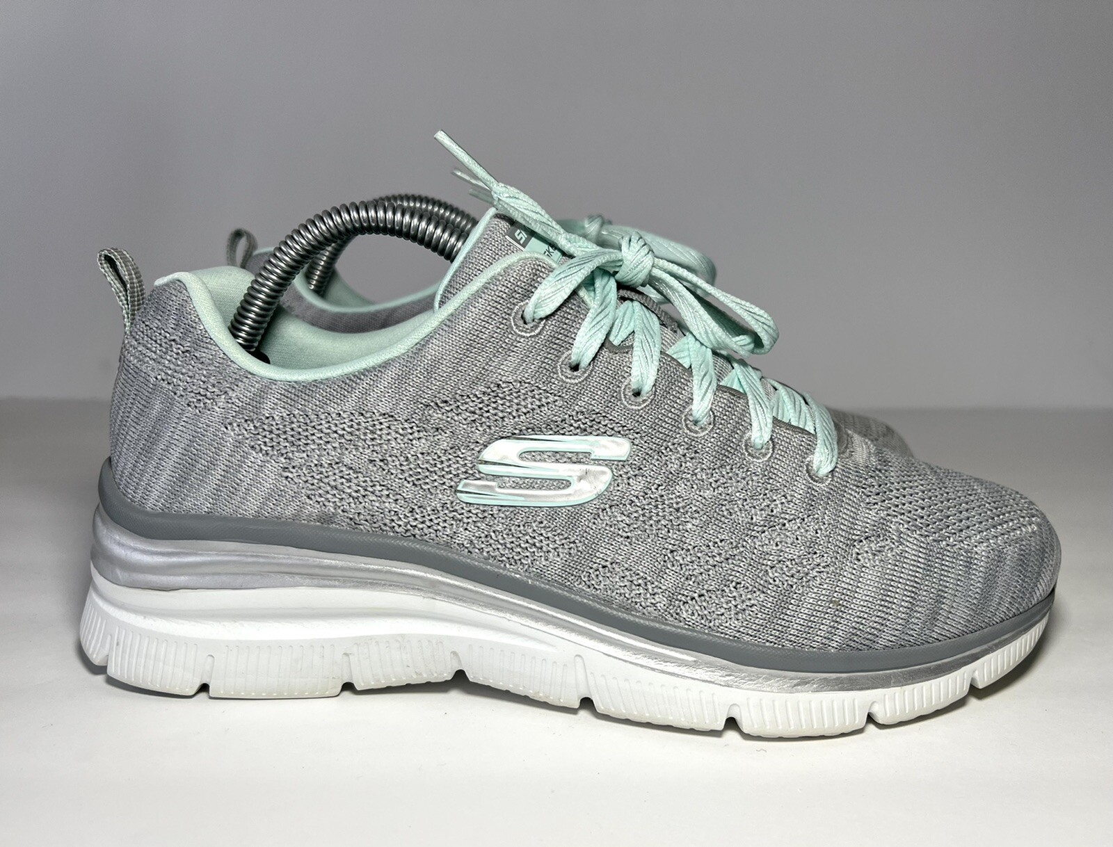 knit skechers
