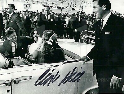 1963 PRESIDENT JFK JACKIE KENNEDY CLINT HILL OSWALD SIGNED 8.5X11 PHOTO REPRINT
