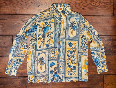 Farm Rio Printed Classic Button-down Shirt Tropical Parrot Pineapple Size S NWT
