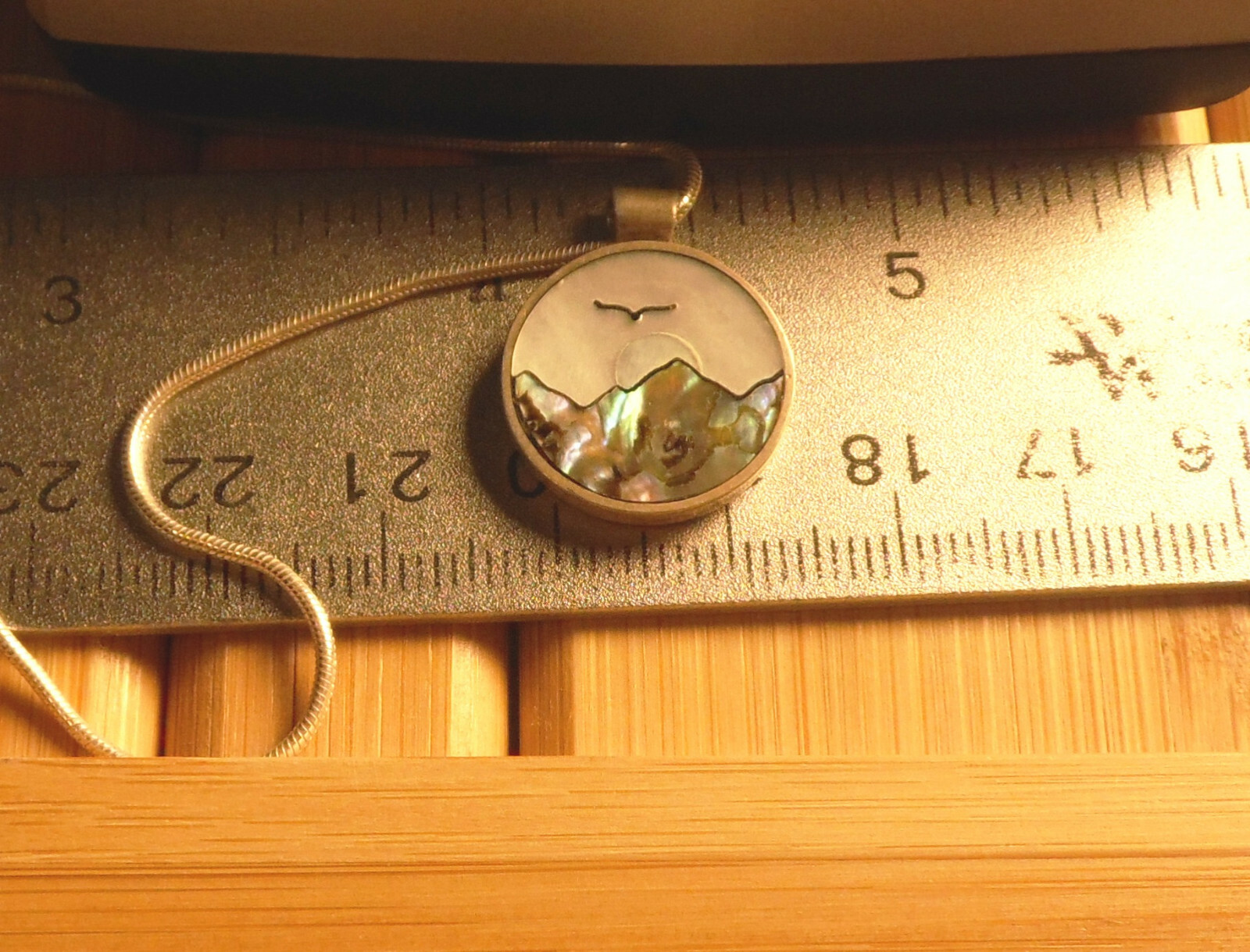 NATIVE SOUTHWEST NATURE SCENIC INLAY MOP PENDANT NECKLACE SIGNED J.  HAWK 925